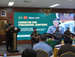 Mayjen TNI Dr. W. Indrajit Berikan Pembekalan kepada Siswa SUSJAB KIMMIL XXV & SUSJABORMIL XXXI TA 2024