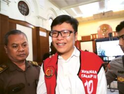 Tiga Hakim PN Surabaya Ditangkap Kejagung karena Suap Vonis Bebas Ronald Tannur