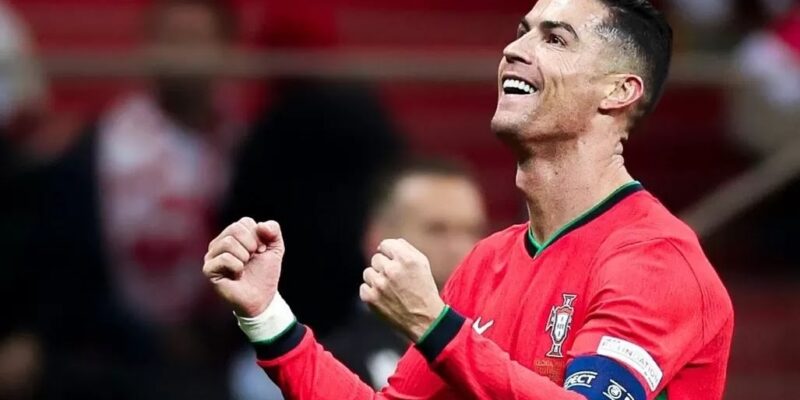 Cristiano Ronaldo Bawa Portugal Menang Telak atas Polandia