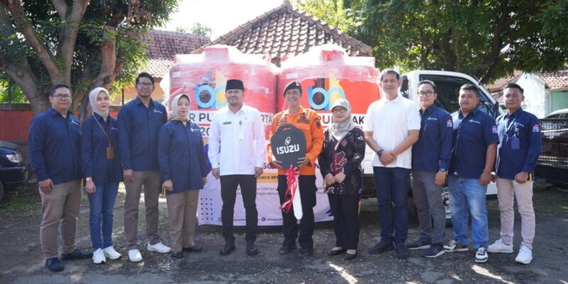 Wakil Bupati Abang Ijo Hapidin Salurkan CSR Perumda BPR Purwakarta untuk BPBD