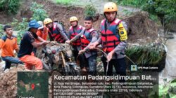 Brimob Polda Sumut Gerak Cepat Bersihkan Longsor di Padang Sidempuan, Jalan Kembali Normal!